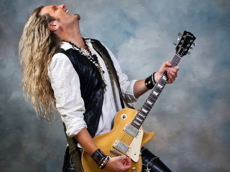 Joel Hoekstra (Whitesnake): Despre cum a ales titlul albumului său solo și influențele muzicale adoptate