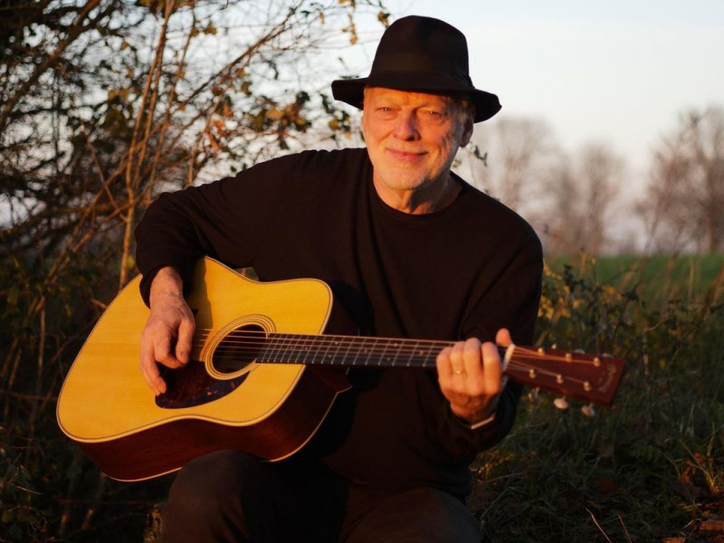 David Gilmour promite că va reveni cu un album într-un an sau doi