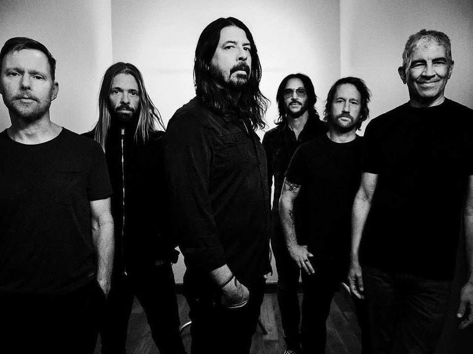 Dave Grohl povestește despre teama inițială de a lansa material alături de Foo Fighters