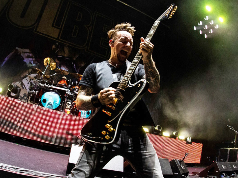 Michael Poulsen (Volbeat) promite că va reveni la death metal