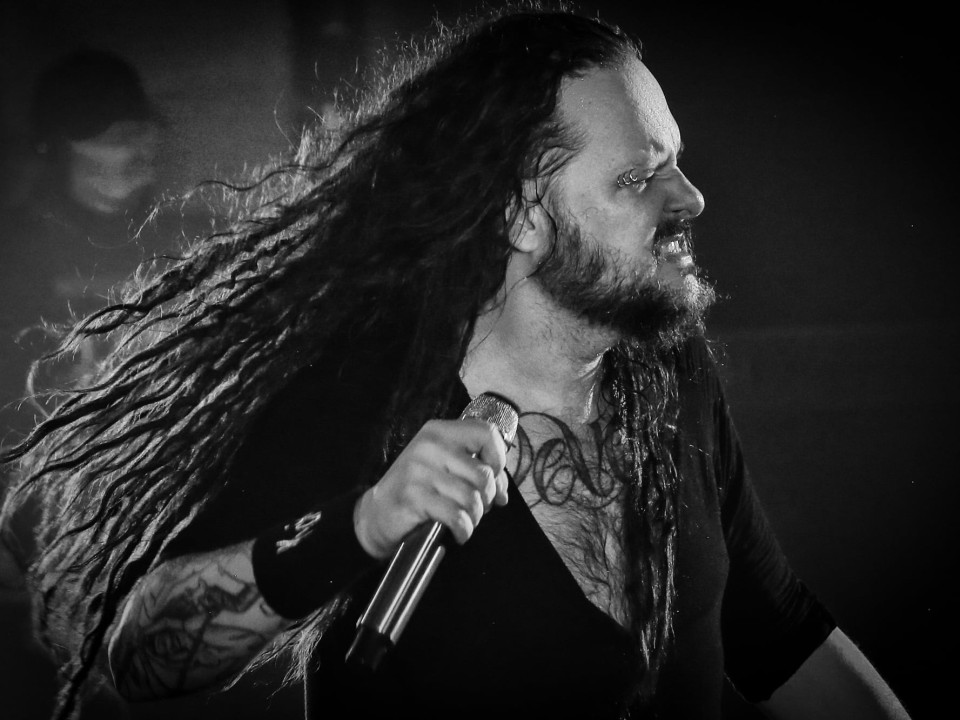 Korn oferă publicului melodia „Lost In The Grandeur”