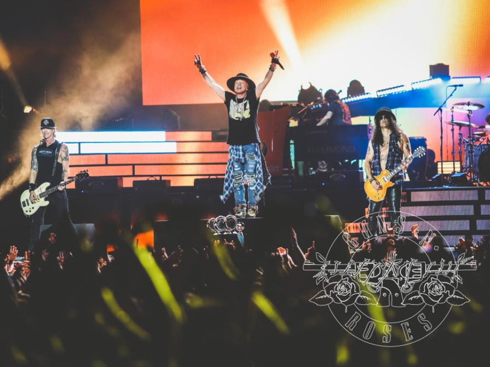 Urmărește întregul concert susținut de Guns N’ Roses în Moscova
