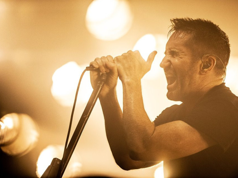 Nine Inch Nails interpretează, după o decadă, melodia „Starfuckers, Inc.”