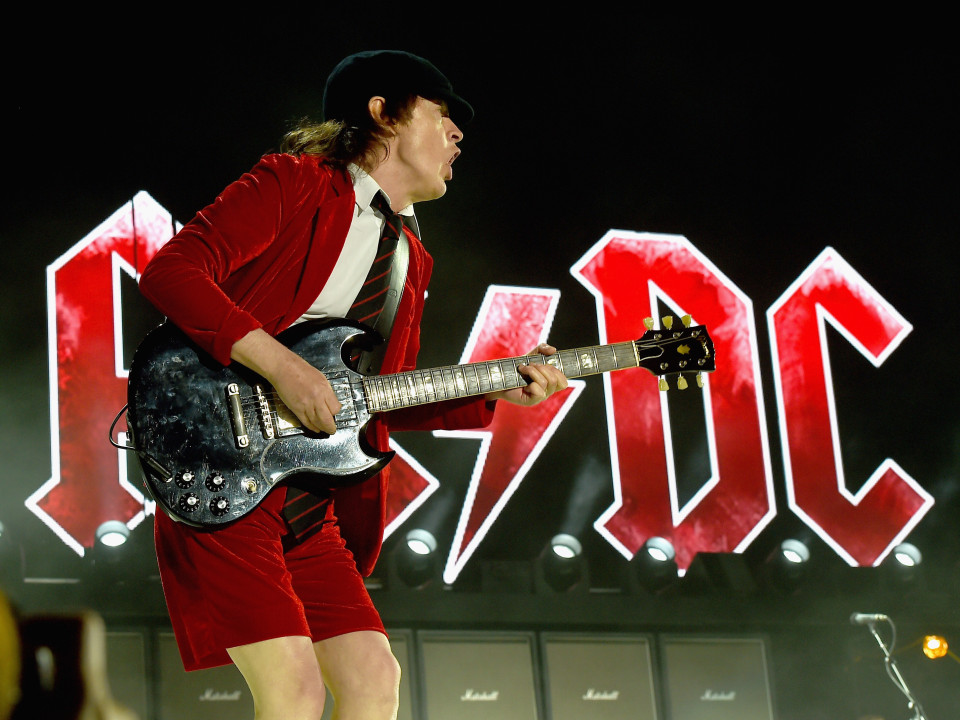Dee Snider susține petiția ca AC/ DC să cânte în pauza Super Bowl
