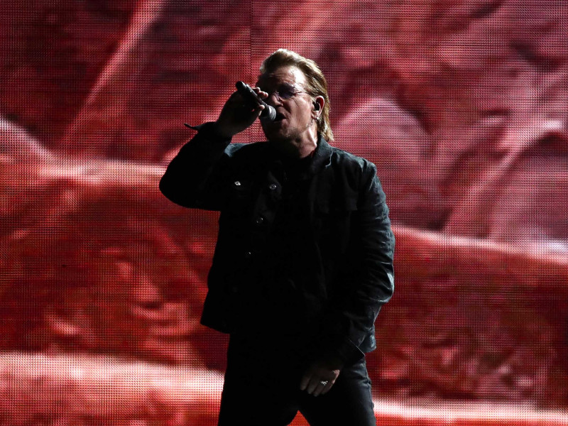 "Sing across rooftops": Bono scrie un cântec dedicat Italiei