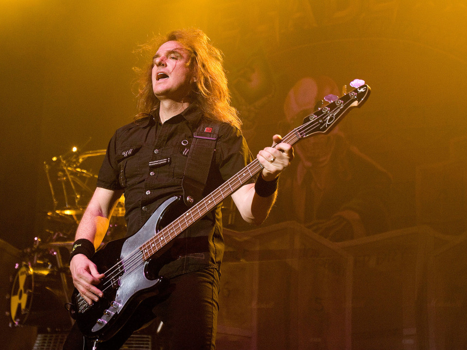 Trupa basistului Megadeth va lansa un album de coveruri cu membri Anthrax, Megadeth sau Twisted Sister