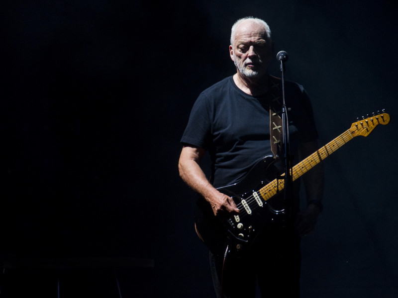 Tur virtual 3D al colecției de chitare ale lui David Gilmour