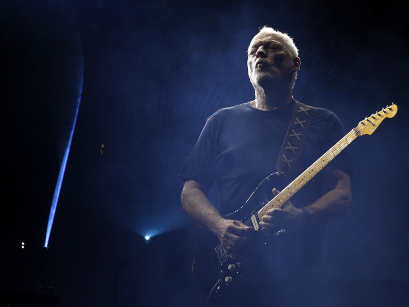 Pink Floyd și David Gilmour elimină muzica de pe serviciile de streaming din Rusia și Belarus