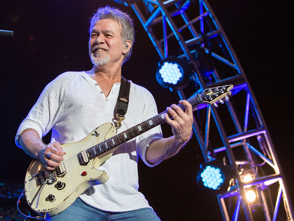 Eddie Van Halen, chitarist şi fondator Van Halen, a murit la 65 de ani