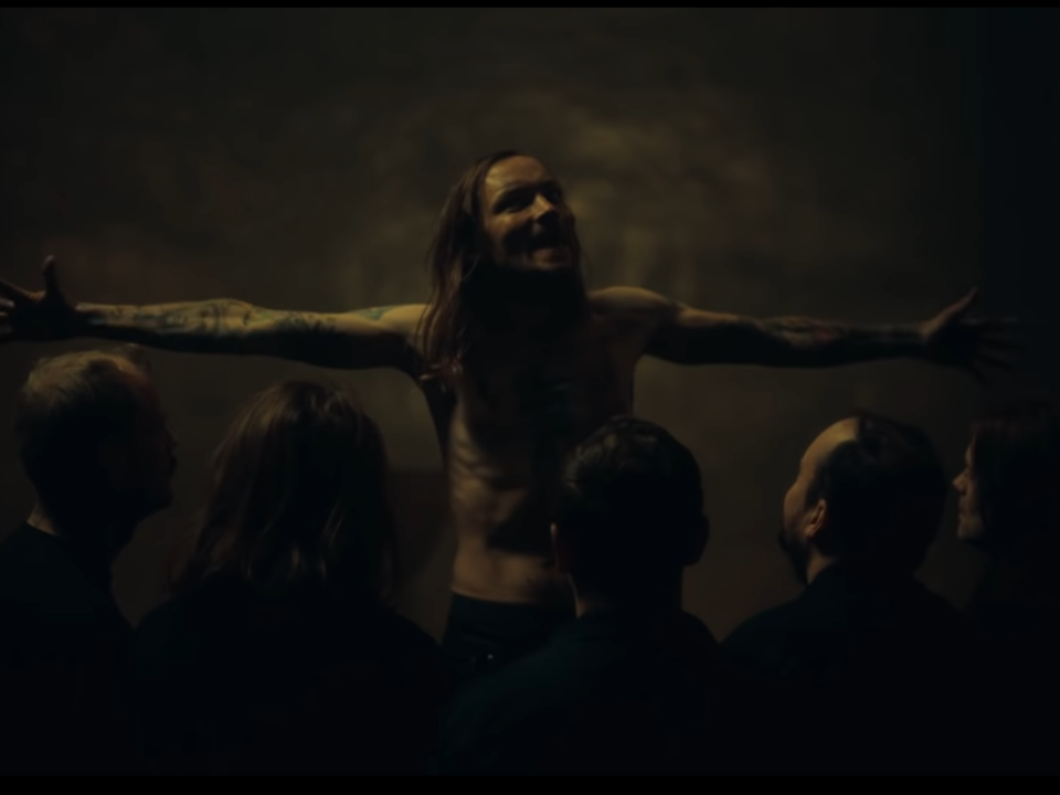Troy Sanders (Mastodon) a contribuit la noua piesă lansată de Kvelertak, „Crack Of Doom”