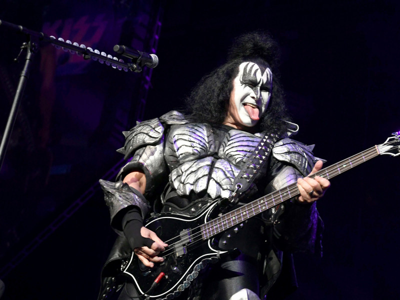 Gene Simmons, despre show-urile Kiss: „Trebuie să scuip foc, să zbor prin aer, e obositor”