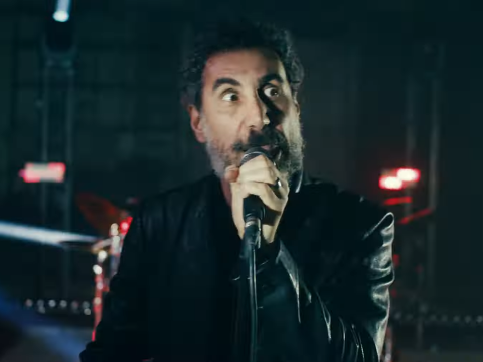 System Of A Down revin cu videoclipul melodiei „Genocidal Humanoidz”