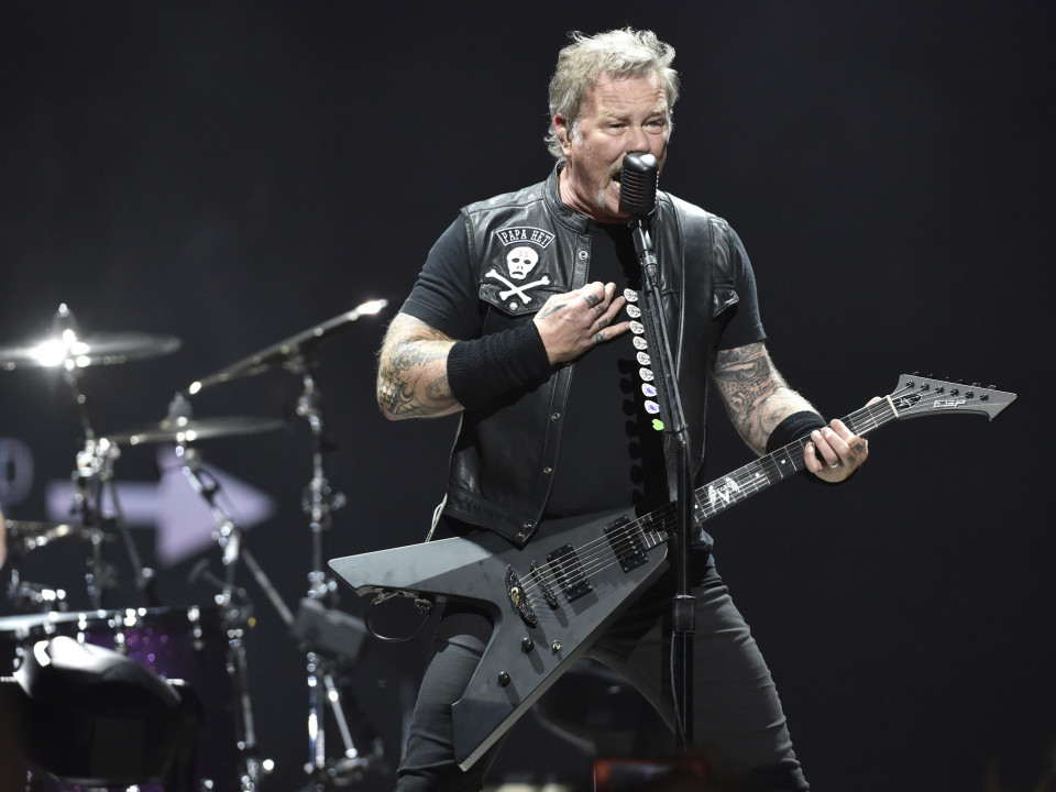 Metallica interpretează live piesele „Motorbreath” și „Whiplash”