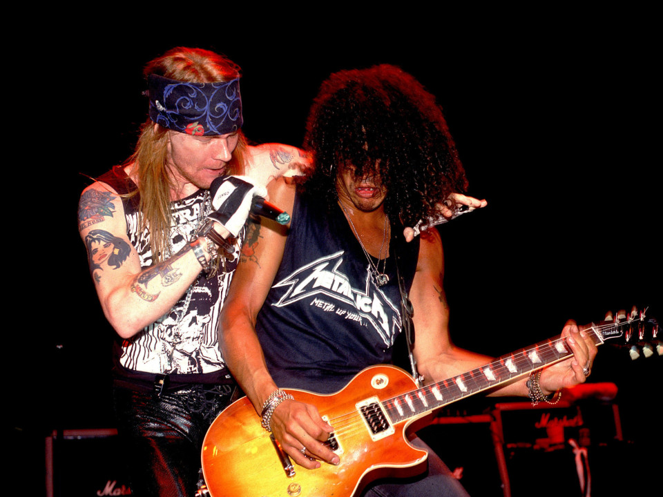 Videoclipul "It's So Easy" al Guns N' Roses este disponibil pentru toată lumea acum