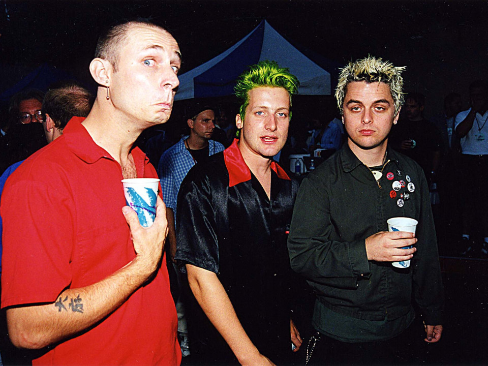 Green Day marchează 25 de ani de la „Insomniac” cu melodii live inedite