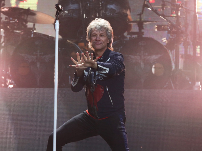 Jon Bon Jovi știe cine i-ar interpreta rolul în cazul unui biopic Bon Jovi