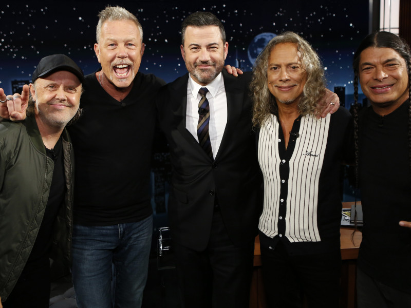 „The Metallica Blacklist” ajunge pe locul 7 în Top Album Sales