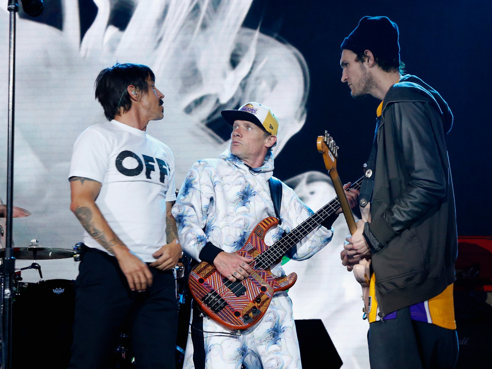 Red Hot Chili Peppers confirmă noul album cu John Frusciante