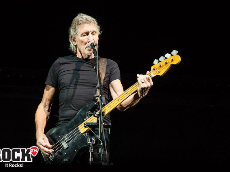David Gilmour "mi-a interzis sa apar pe site-ul Pink Floyd", spune Roger Waters