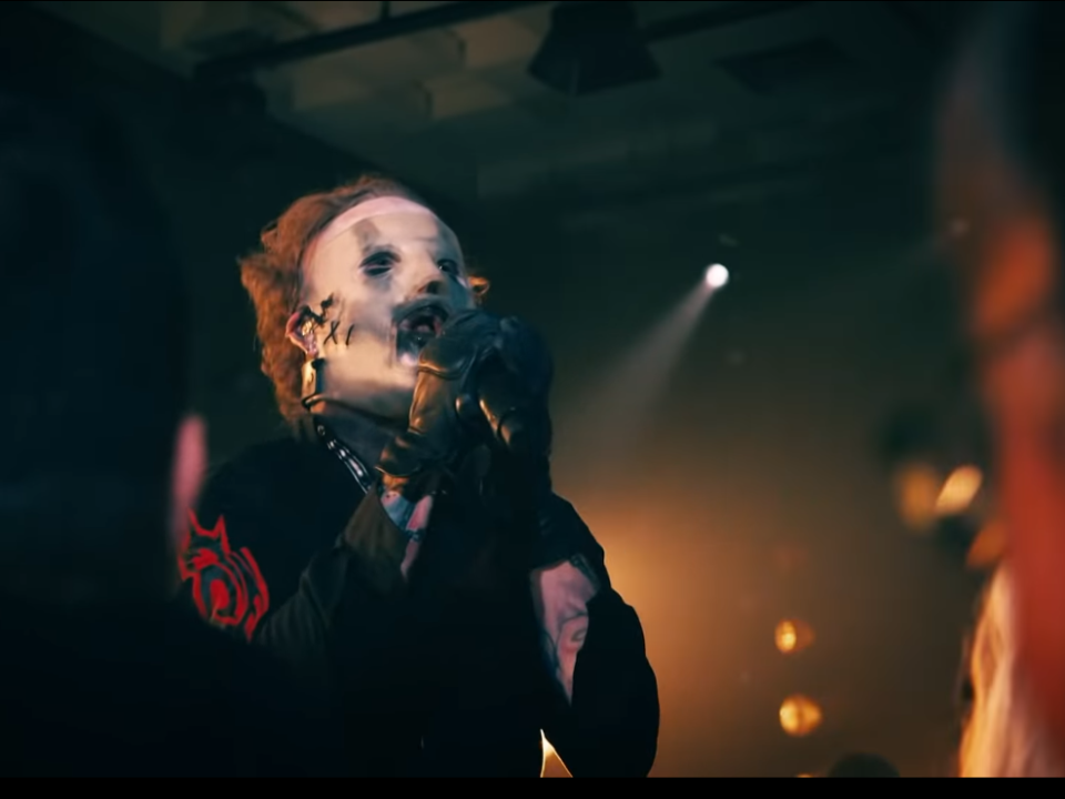 Slipknot au publicat clipuri live pentru melodiile „Psychosocial” și „Disasterpiece”