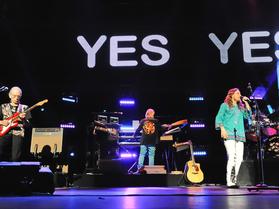 Yes lansează un videoclip nou-nouț pentru „A Living Island”