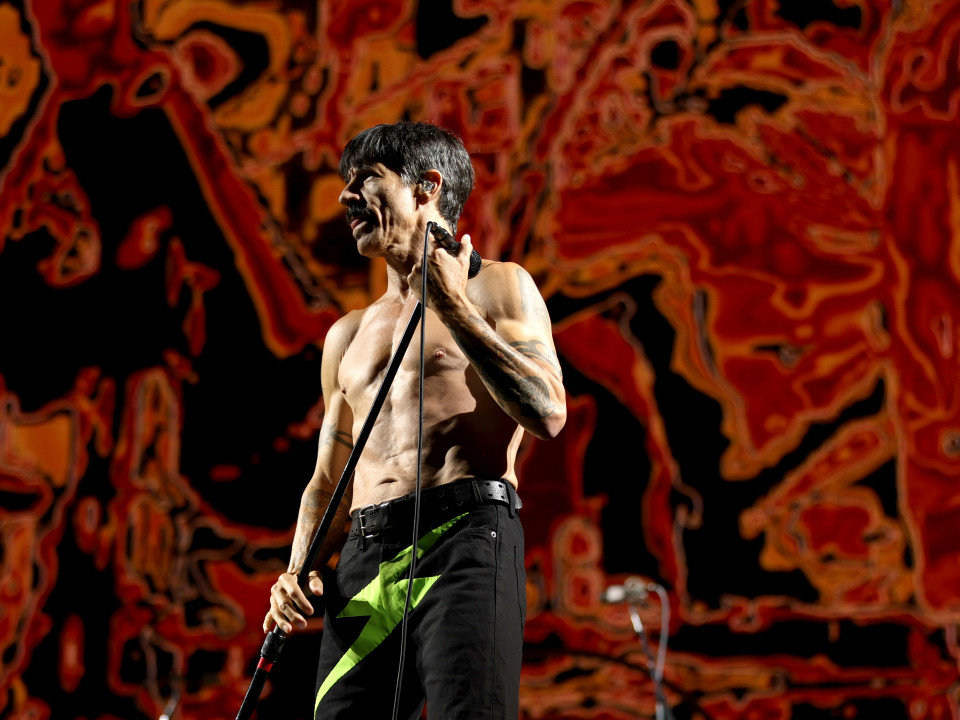 Red Hot Chili Peppers lansează „Tippa My Tongue” de pe viitorul album „Return Of The Dream Canteen”