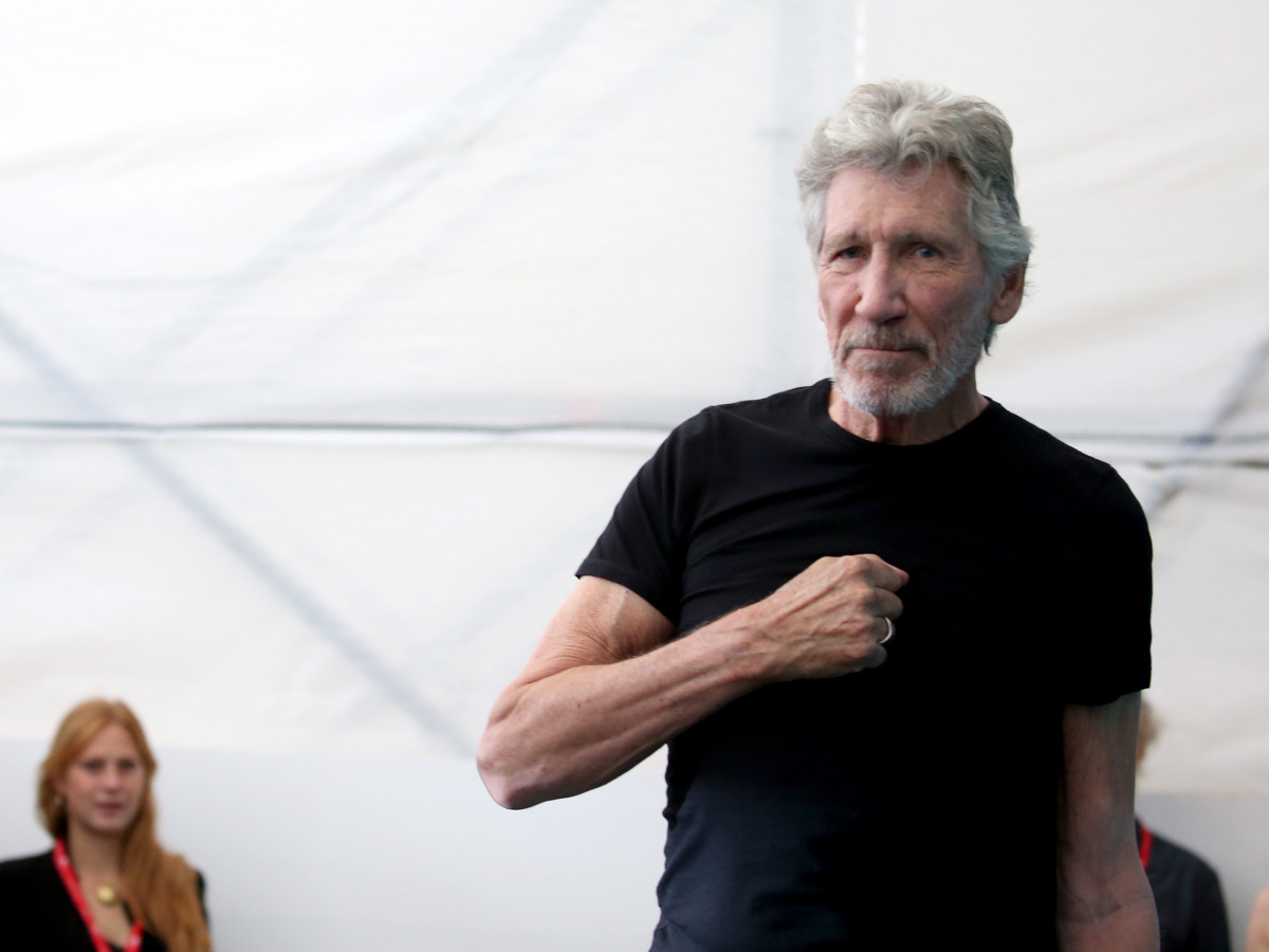 5 piese cântate de Roger Waters în actualul său turneu pentru el și pentru istorie