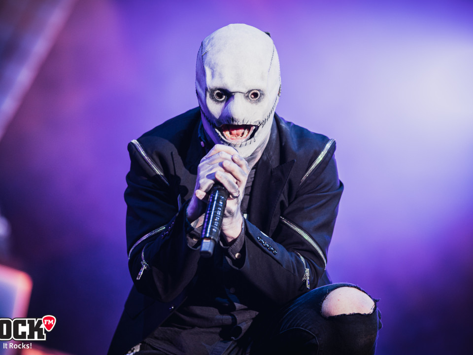 Slipknot are al treilea album de nr. 1 în Regatul Unit cu „The End, So Far”