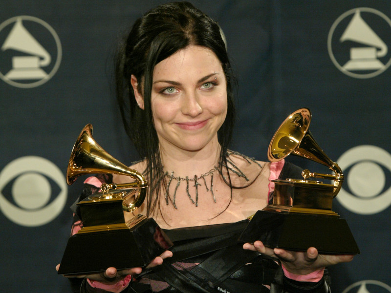 Albumul „Fallen” al Evanescence, certificat diamant în S.U.A.