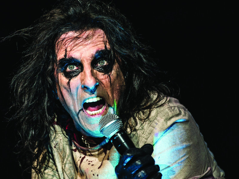 Interviu: “If you stick around I’ll be everywhere” – Alice Cooper