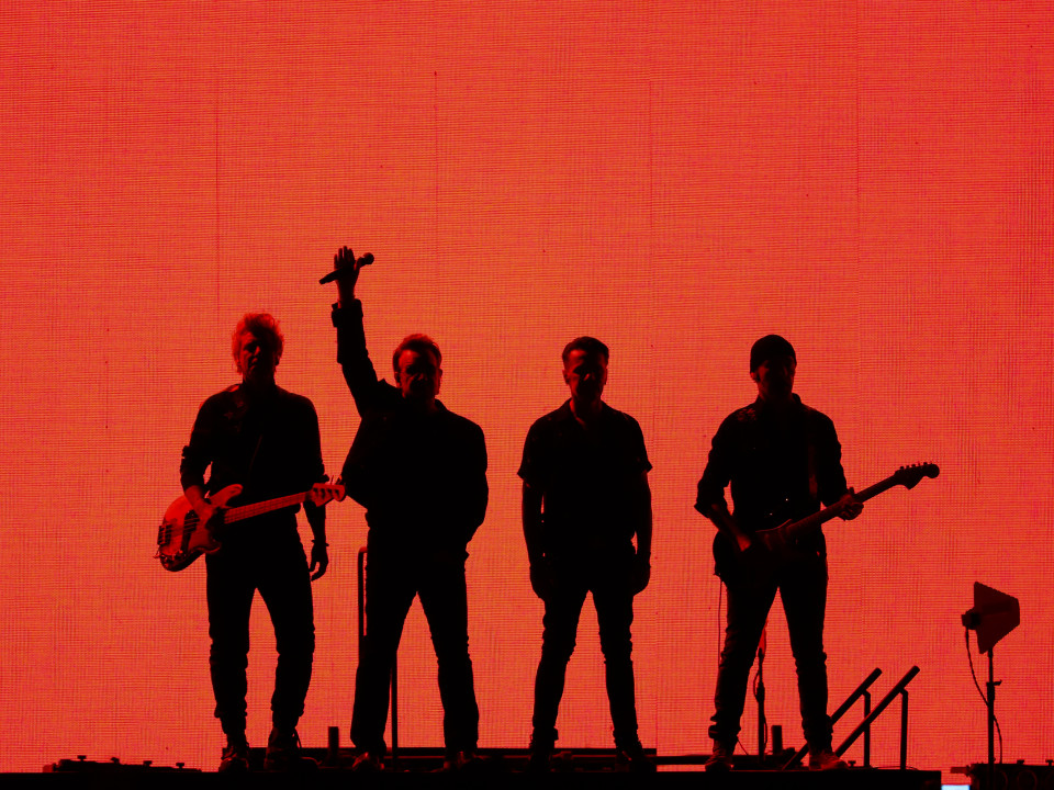 U2 anunță albumul „Songs of Surrender”, cu 40 de piese reimaginate și reînregistrate