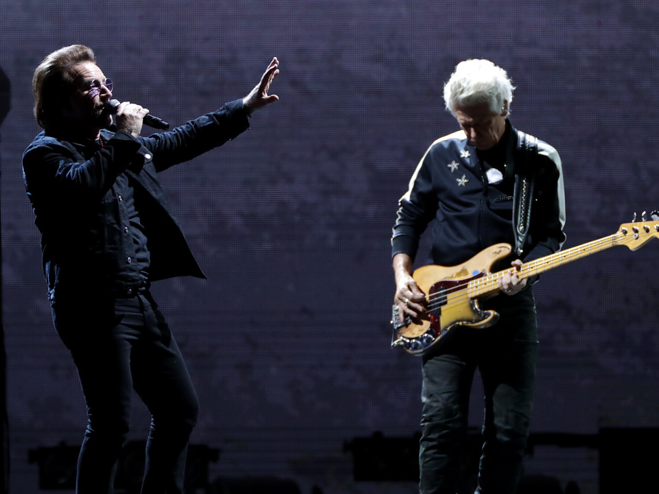 Nouă versiune U2 pentru „With Or Without You” după aproape 40 de ani de la lansare