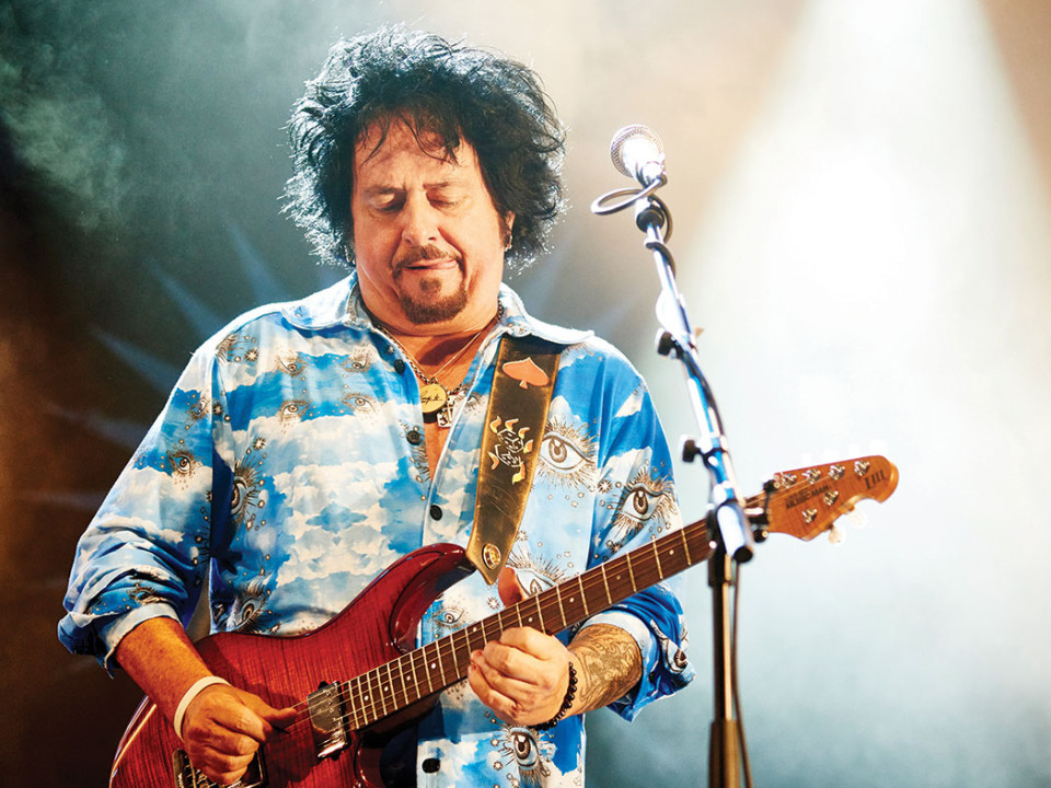 Chitaristul Toto, Steve Lukather, se pregătește să lanseze al nouălea album solo