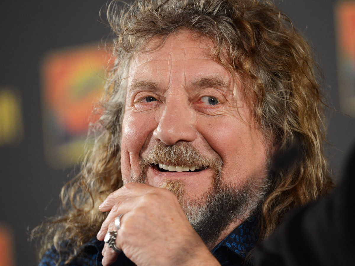 10 momente care demonstrează că Robert Plant este Golden God
