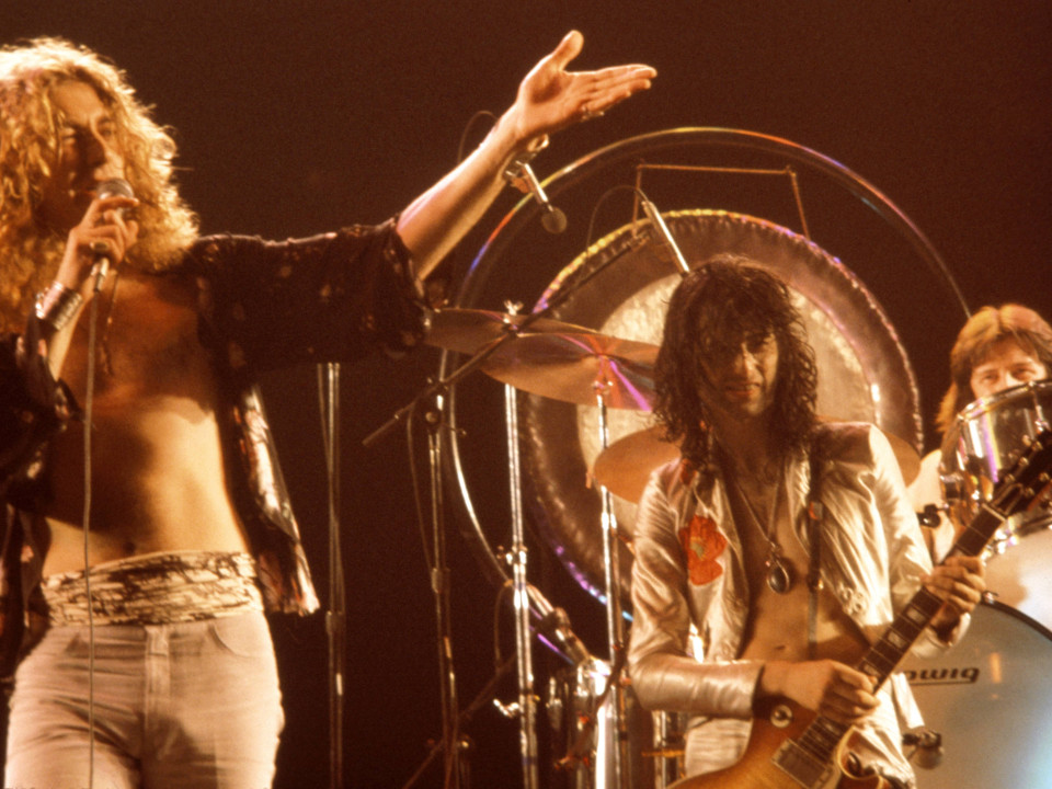 20 de minute de filmări inedite cu Led Zeppelin, cântând live în Michigan în 1977, au apărut online