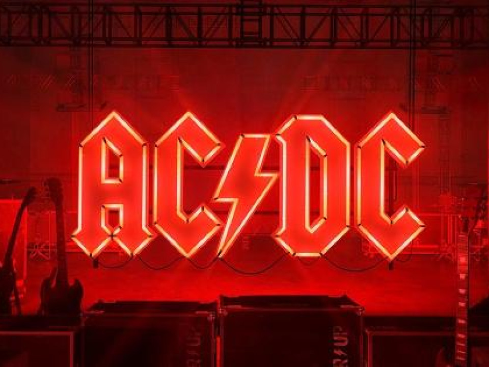 Noutățile din rock: știri despre turneul AC/DC 2024 și nou single Bruce Dickinson